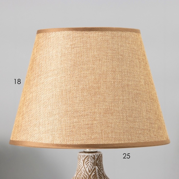 Настольная лампа "Джесси" Е14 40вт шоколадно-белый 25х25х39 см