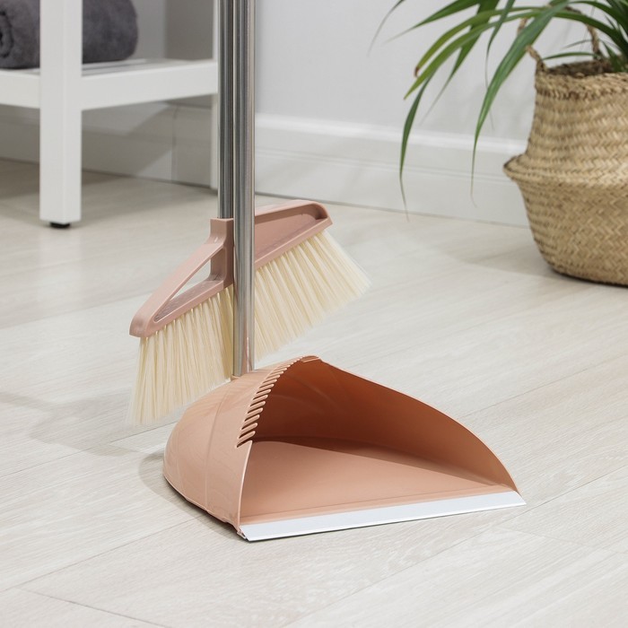 Щётка для пола Доляна: щётка 23×88 см, совок 26×26×73 см, бежевая