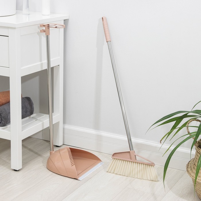 Щётка для пола Доляна: щётка 23×88 см, совок 26×26×73 см, бежевая