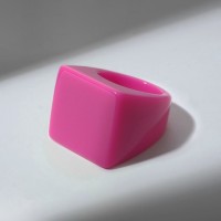 Кольцо пластик «Квадрат», цвет малиновый, 17 размер