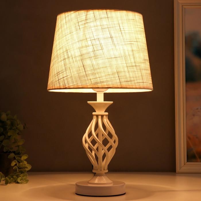 Лампа настольная 16229/1WT Е27 40Вт белый 25х25х42 см RISALUX