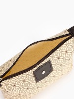 Косметичка на молнии, цвет бежевый