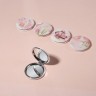 Зеркало складное «BEAUTY», с увеличением, d 7 см, рисунок МИКС Зеркало складное «BEAUTY», с увеличением, d 7 см, рисунок МИКС