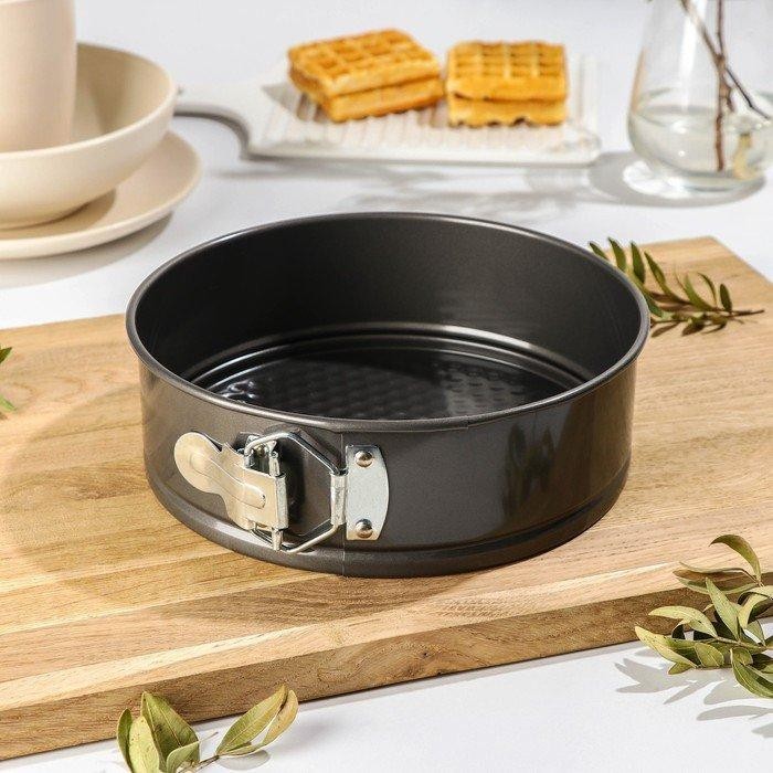 Форма для выпечки разъёмная Доляна «Элин. Круг», d=18 см, антипригарное покрытие, цвет чёрный