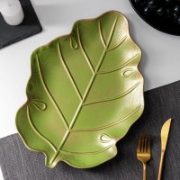 Блюдо для фруктов «Золотой лист», 33,5×25×2,5 см, цвет зелёно-золотой