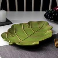 Блюдо для фруктов «Золотой лист», 33,5×25×2,5 см, цвет зелёно-золотой