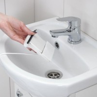 Магнитная щётка для мытья окон с двух сторон Доляна, с водосгоном, на стекло 18-30 мм