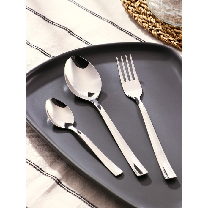 Набор столовый «Торжество», толщина 2 мм (М18), картонная коробка, 18 предметов, цвет серебряный