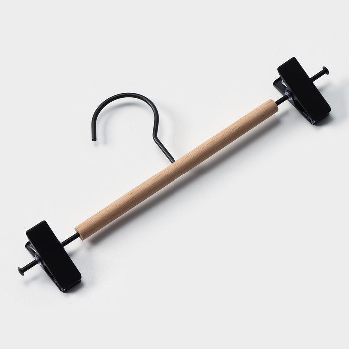 Вешалка для брюк и юбок LaDо́m Laconique, 28×11.5×2.8 см, с зажимами, чёрная