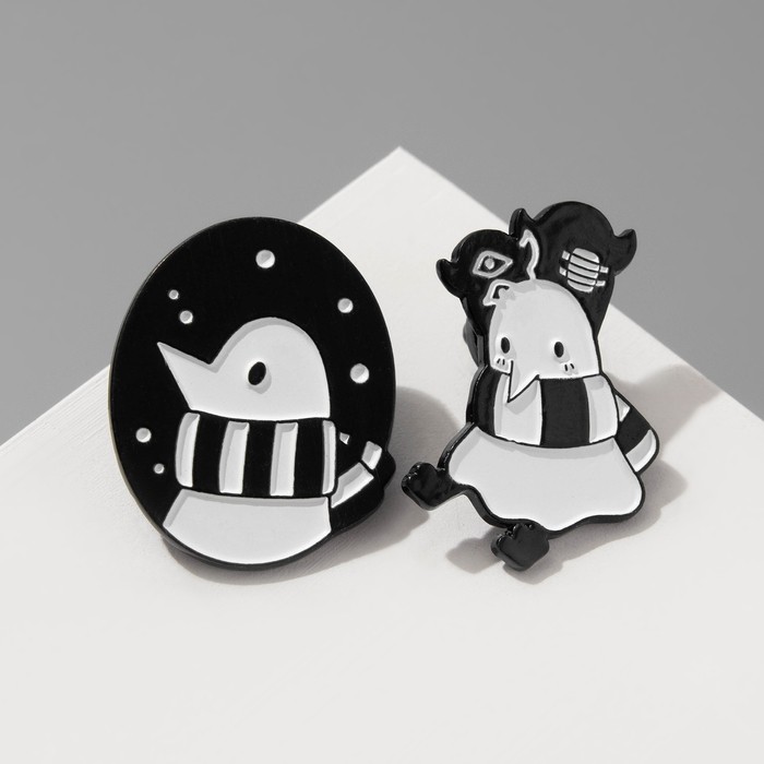 Набор значков (2шт) «Привидение» в шарфике, цвет чёрно-белый в чёрном металле