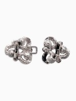 Зажим для кардигана «Ажур. Узел», белый в чернёном серебре