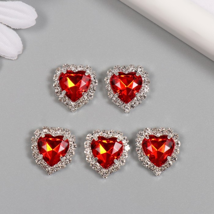 Декор для творчества металл "Медальон сердце в стразах" красный 1,8х1,7 см