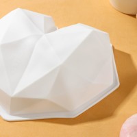 Форма для муссовых десертов и выпечки KONFINETTA «Геометрия любви», силикон, 21.5×20×6 см, белая