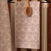 Полотенце махровое Love Life Sculls 30×50 см, 100% хлопок, 450 г/м², светло-розовое