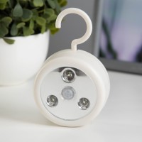 Ночник с датчиком «Анди» LEd=1 Вт от батареек 3хАAА белый (мебельный) 7×7×2.9 см RISALUX