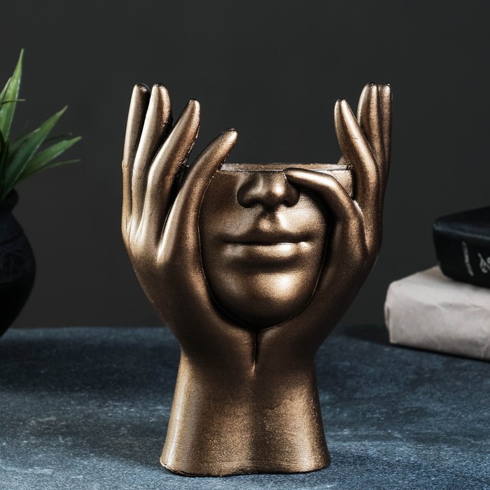 Декоративное кашпо для цветов «Мечты в руках», 380 мл, 20.5×13.5×13 см, гипс, цвет бронза