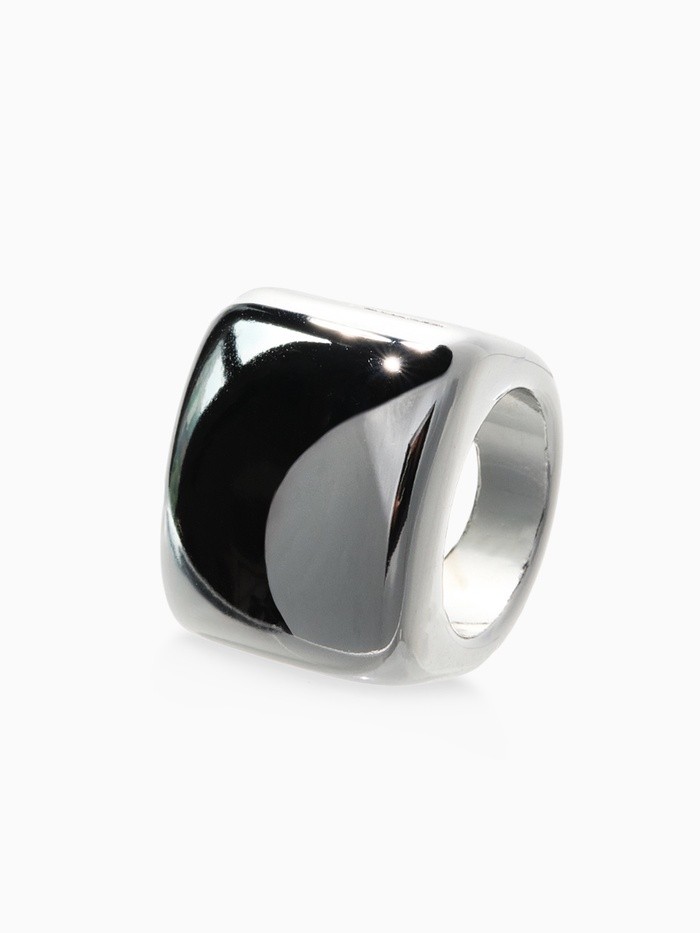 Кольцо крупное «Объемный квадрат», размер 17, пластик, цвет серебро