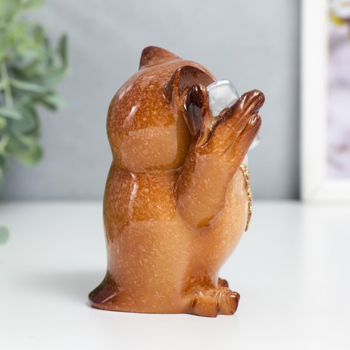 Сувенир полистоун лак "Филин - Бизнесмен" 9,5х6х8,8 см Сувенир полистоун лак "Филин - Бизнесмен" 9,5х6х8,8 см