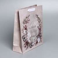 Пакет подарочный новогодний крафтовый «Мир волшебства», M 26×30×9 см