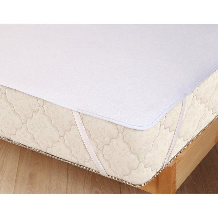 Наматрасник Защита и Комфорт с резинкой по углам 140х200 см, хл 80%, п/э 20%