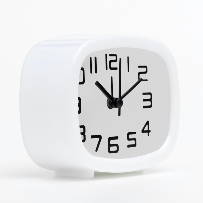Будильник, дискретный ход, 10 х 8 х 4 см, белый Будильник, дискретный ход, 10 х 8 х 4 см, белый