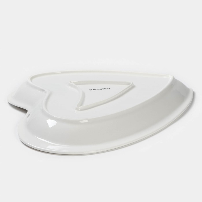 Блюдо Magistro «Сердце. Бланш», 24×27×3 см, фарфор, белое