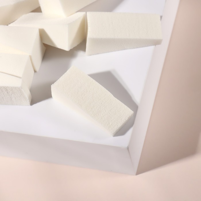 Набор спонжей для нанесения косметики, 5 × 2 см, 8 шт, цвет белый Набор спонжей для нанесения косметики, 5 × 2 см, 8 шт, цвет белый