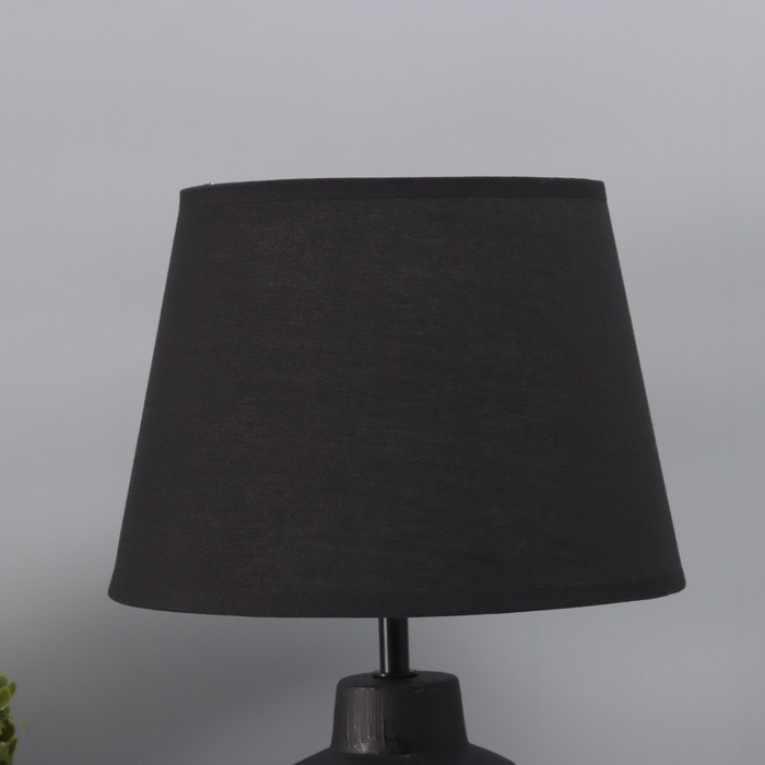 Лампа настольная "Лили" 1х40Вт Е27 черный 25х25х38,,5см