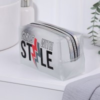 Косметичка на молнии для бассейна, матовая, с принтом Stile, разноцветная