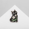 Значок «Кошка» с ромашками, цвет чёрный в золоте