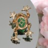 Брошь «Лягушка» кабошон, цвет зелёный в золоте