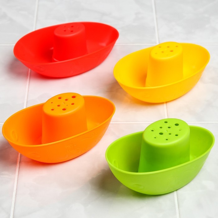 Набор игрушек для игры в ванне «Лодочки яркие», стаканчики, 4шт Набор игрушек для игры в ванне «Лодочки яркие», стаканчики, 4шт