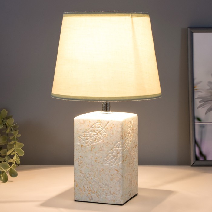 Настольная лампа "Джосин" Е14 40Вт нежно-мятный 20х20х34 см RISALUX