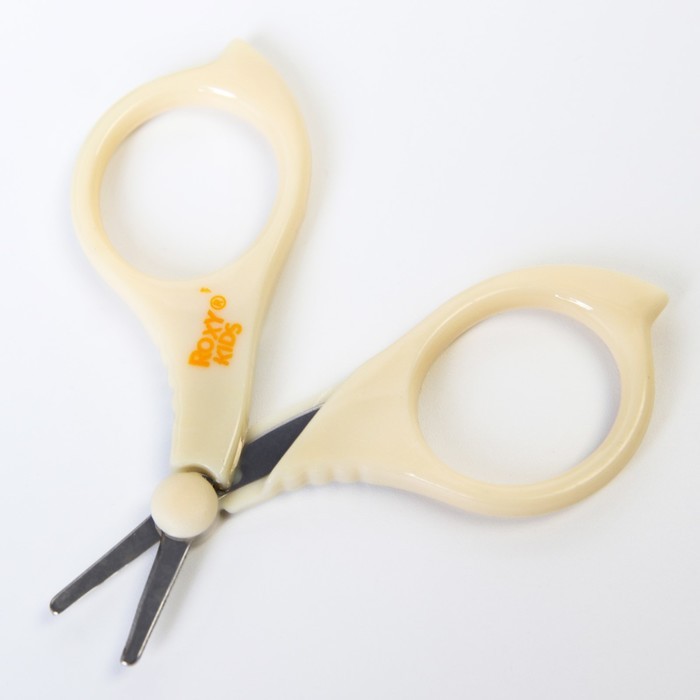 Маникюрный набор: ножницы, пилочка, кусачки