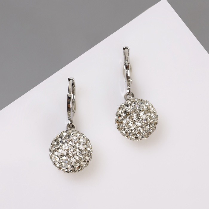 Серьги со стразами «Шамбала» сияние, белые в серебре