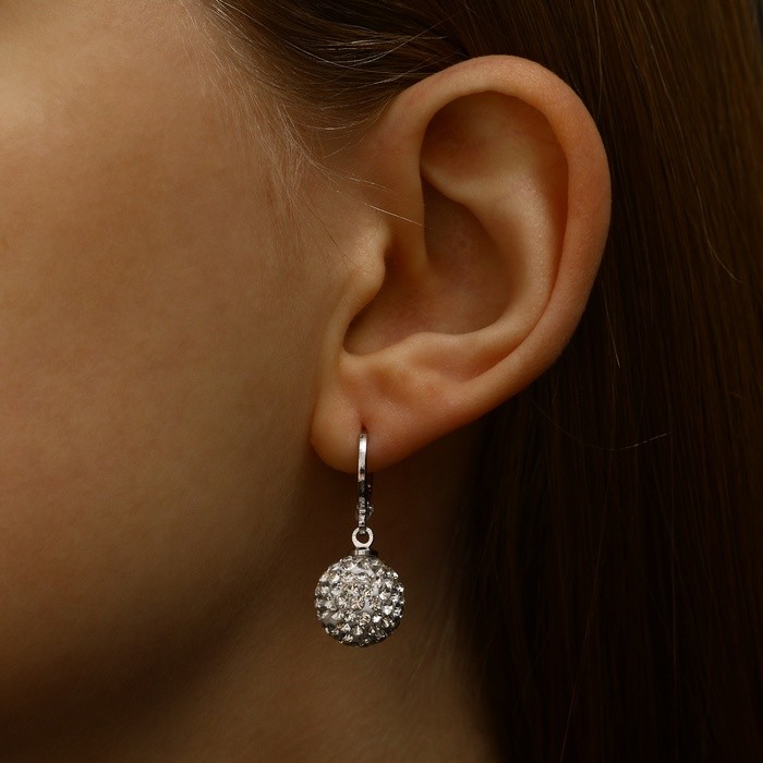 Серьги со стразами «Шамбала» сияние, белые в серебре