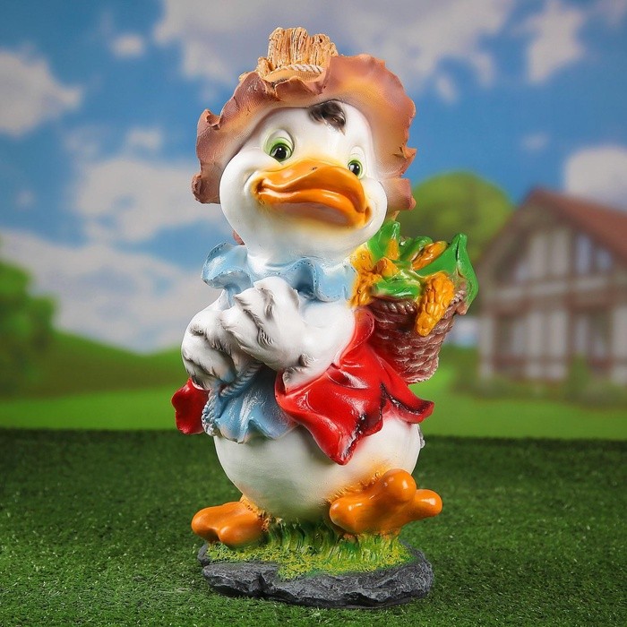 Садовая фигура из полистоуна «Утёнок с кукурузой», 48×22×26 см