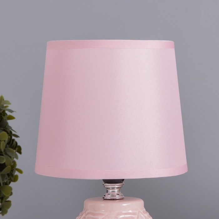 Лампа настольная "Давид" 1х40Вт Е14 розовый 14х14х24см