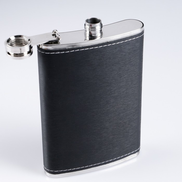 Подарочный набор 5 в 1: фляжка 270 мл, брелок с компасом, воронка, рюмка, 18 х 23