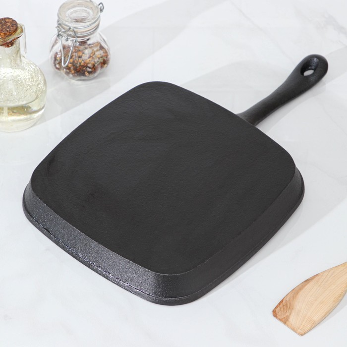 Сковорода-гриль Доляна «Квадрат», 23×23 см, со сливом и ручкой, цвет чёрный