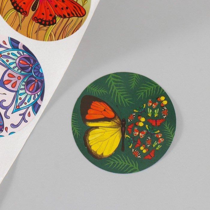Наклейка бумага «Бабочки», d=3.8 см, 252 шт. в рулоне