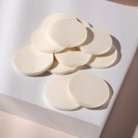 Набор спонжей для нанесения косметики, d = 5,3 см, 12 шт, цвет белый