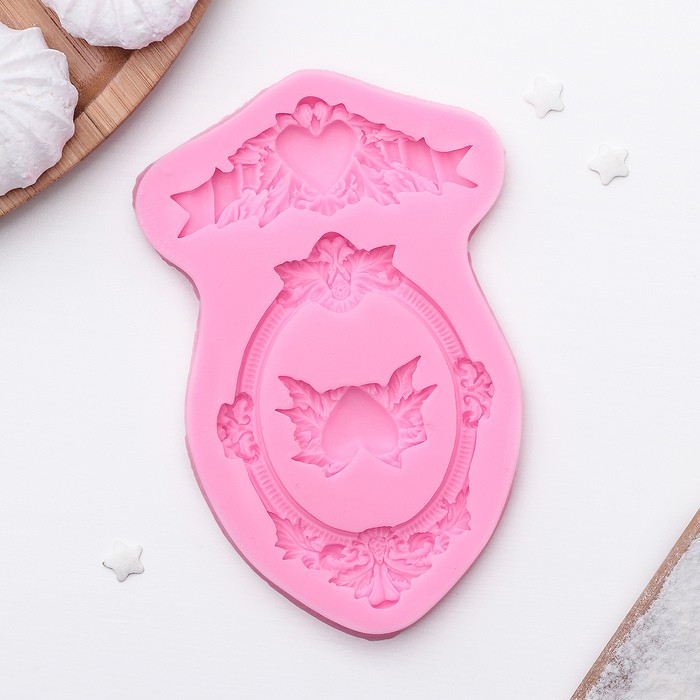 Молд «Сердца, рамка, лепнина», 12,5×8,2×1,1 см, цвет МИКС