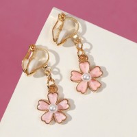 Серьги-клипсы детские «Выбражулька. Цветочек с жемчужиной», бело-персиковые в золоте