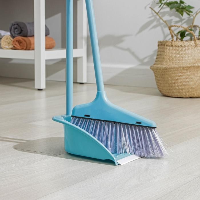Набор для уборки Доляна: щётка для пола 23×78 см, совок 25×26×71 см, ручки металлические, МИКС