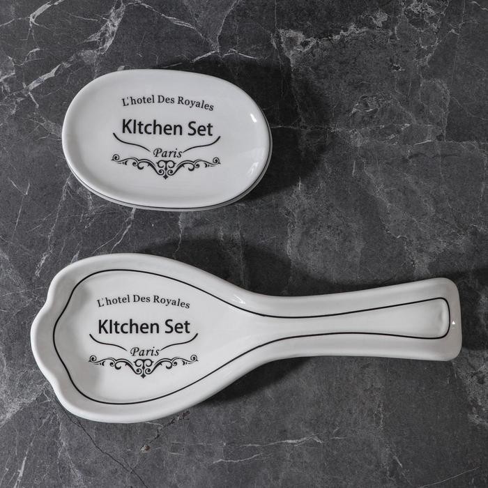 Аксессуары для кухни Доляна «Уют», 4 предмета, дозатор 300 мл, мыльница, подставка для губки, подставка для ложки, белые