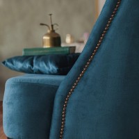 Гвозди ТУНДРА, декоративные, обивочные, 8×15 мм, бронза, 500 шт.