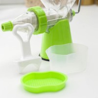 Соковыжималка механическая Fresh, цвет зелёный