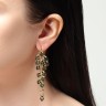 Серьги висячие со стразами «Вечерние» сплетение, цвет изумрудный в золоте, 8 см