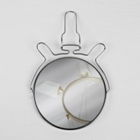 Зеркало складное-подвесное, двустороннее, с увеличением, d зеркальной поверхности 18,5 см, цвет серебристый